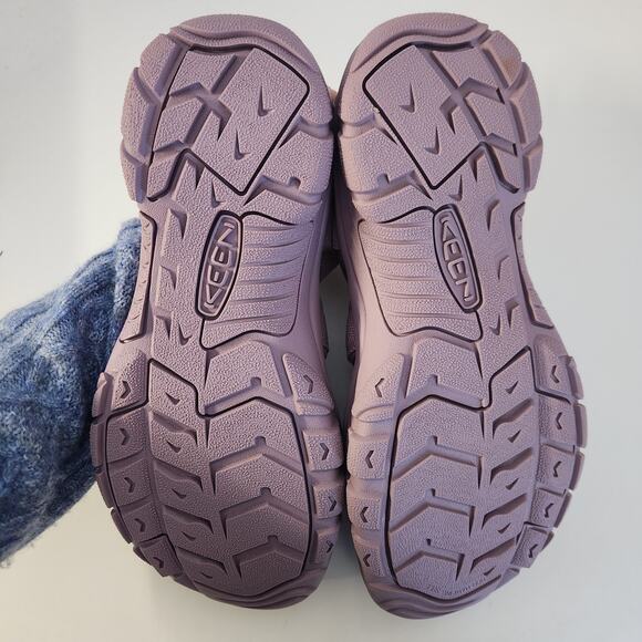 KEEN Women's Newport H2 Closed Toe Water Sandals size 10 - Picture 8 of 10